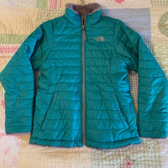 The Northface Puffer/Fleece Reversible Jacket - Picture 2 of 14